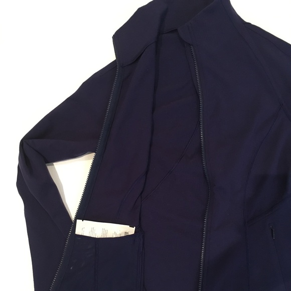 Lululemon Defined Jacket size 4 - Picture 9 of 9